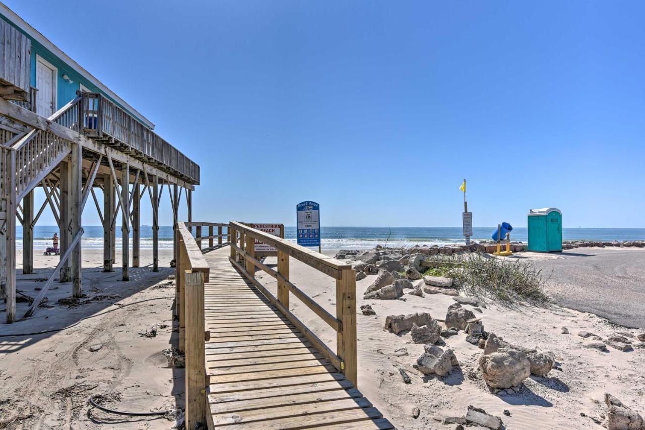 Surfside Beach Home With Deck On Pedestrian Beach! Екстериор снимка